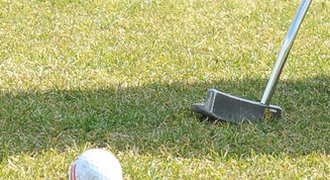 Tragédie: Golfistu (†69) zabil letící míček!