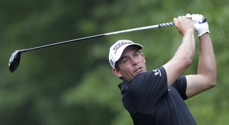 Bojoval proti únavě, stal se prvním vítězem PGA suspendovaným za doping