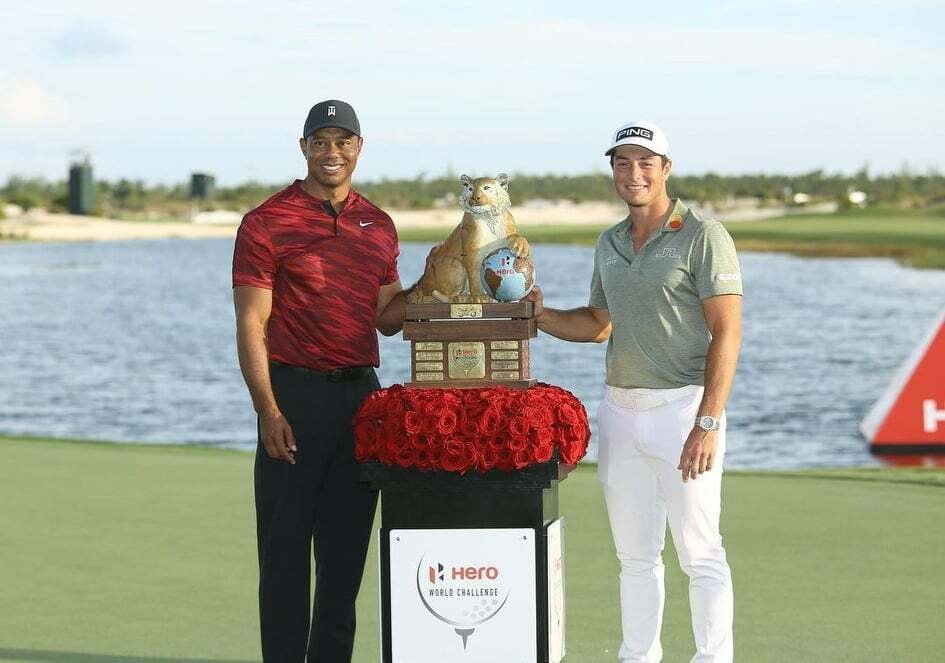Tiger Woods s Viktorem Hovlandem.