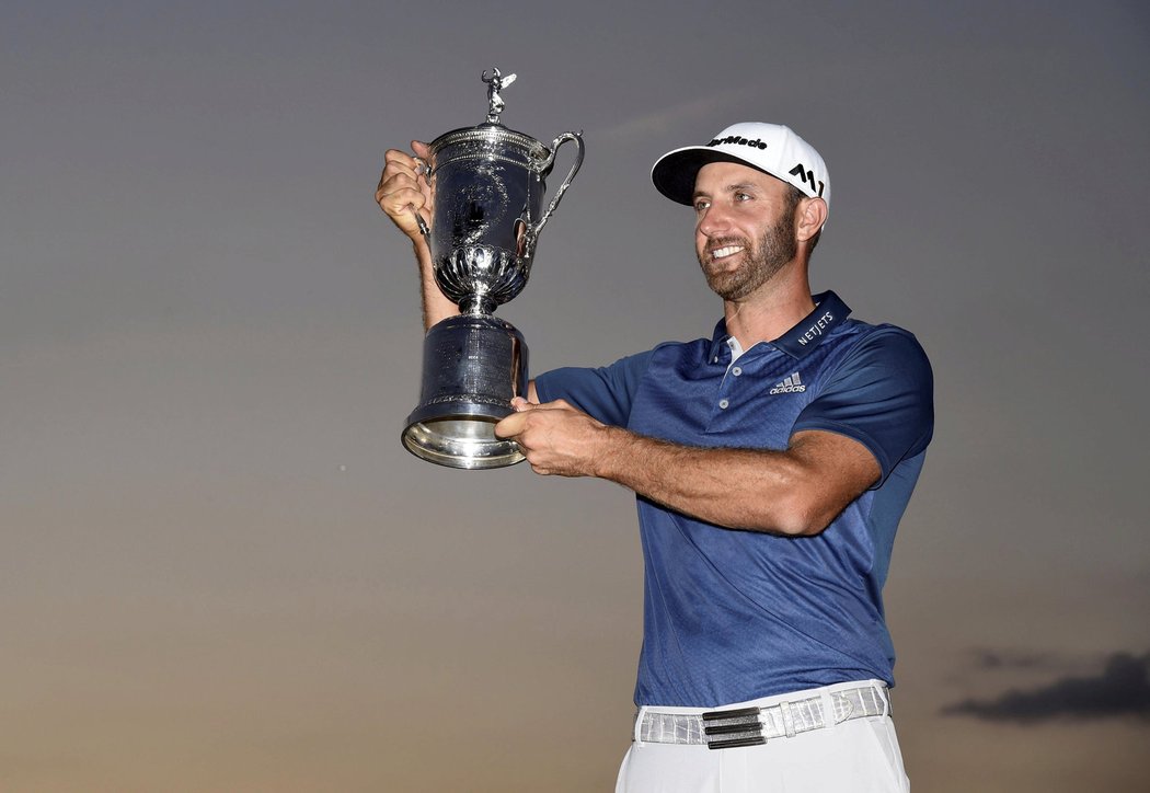 Dustin Johnson jako spokojený vítěz