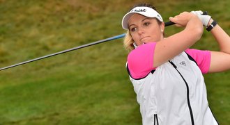 Spilková se žene za postupem na LPGA, šanci má i další Češka Vlčková