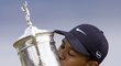 Tiger Woods s trofejí z US Open