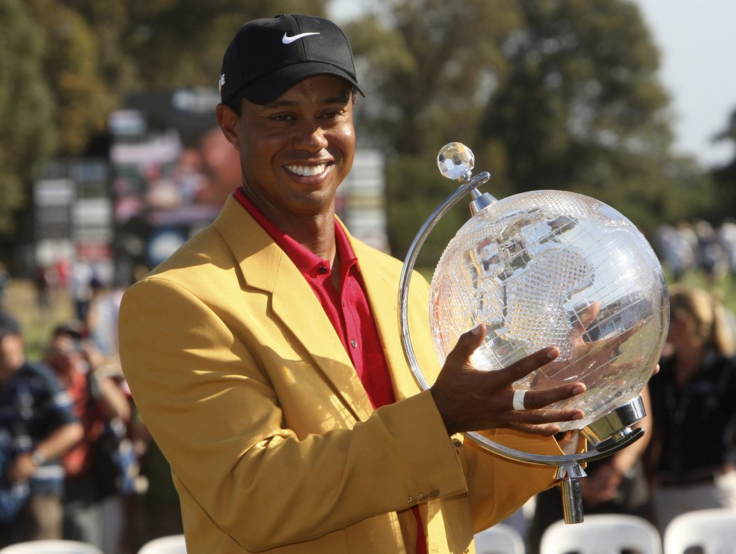 Tiger Woods triumfoval na turnaji Australian Masters v Melbourne.