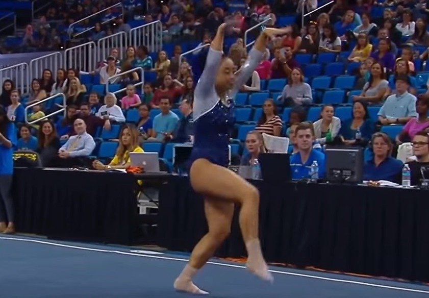 Americká gymnastka Spohina DeJesus svým vystoupením příjemně šokovala.