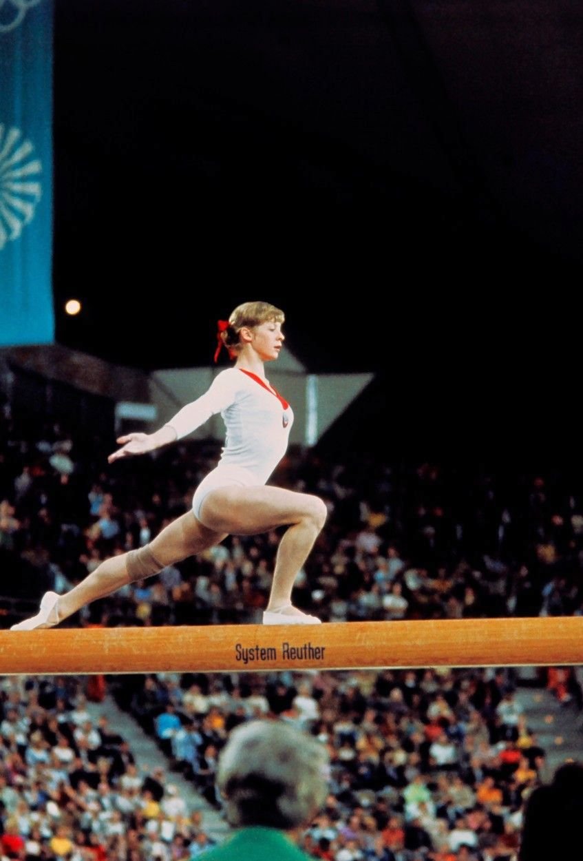 Olga Korbutová v dobách, kdy jí gymnastický svět ležel u nohou.