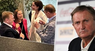 Svazový šéf Alois Hadamczik: Kámošům předává lístky v hotelu! Svazový šéf Alois Hadamczik: Kámošům předává lístky v hotelu!