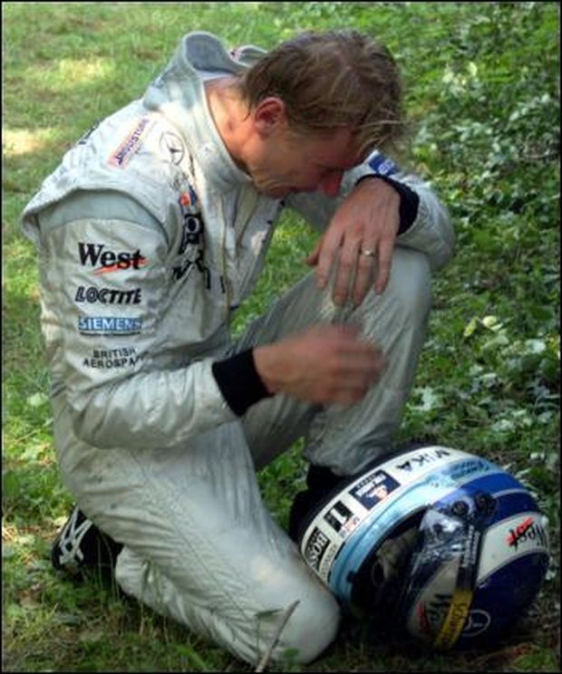 Plačící Hakkinen Plačící Hakkinen