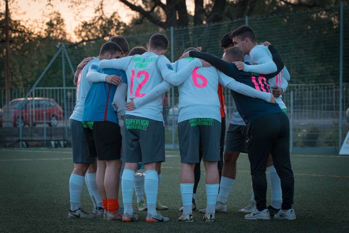 Hanspaulka ovládla souboj posledních mistrů a přezimuje na prvním místě Hanspaulka ovládla souboj posledních mistrů a přezimuje na prvním místě