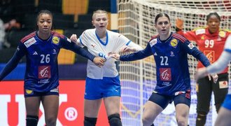 Francie - Česko 33:22. Házenkářky dřely, semifinále MS ale bylo daleko