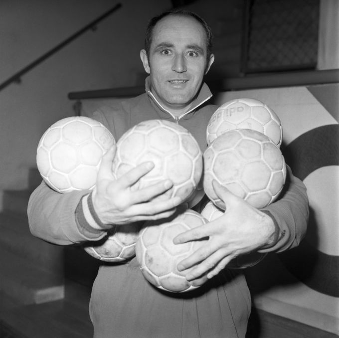 Příběh ikony české házené. Mistr světa Mareš (†88) ukradl zlatý míč Příběh ikony české házené. Mistr světa Mareš (†88) ukradl zlatý míč