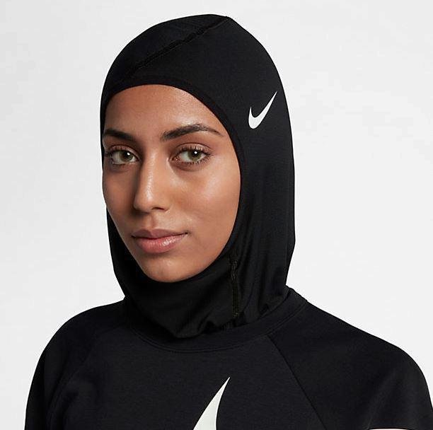 Firma Nike uvedla první sportovní dres s hidžábem