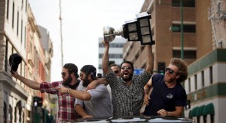 Párty za 200 tisíc korun. Tak slavil tým Paláta s Gudasem Calder Cup