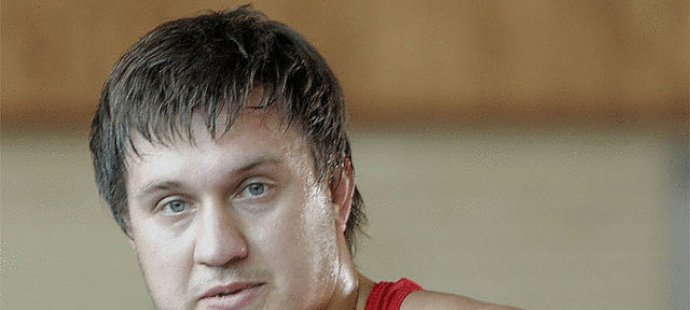 Sergej Arťuchin, bratr ruského hokejového reprezentanta Jevgenije