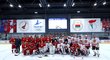Alexandr Lukašenko pravidelně pořádá hokejové turnaje, na kterých sám hraje