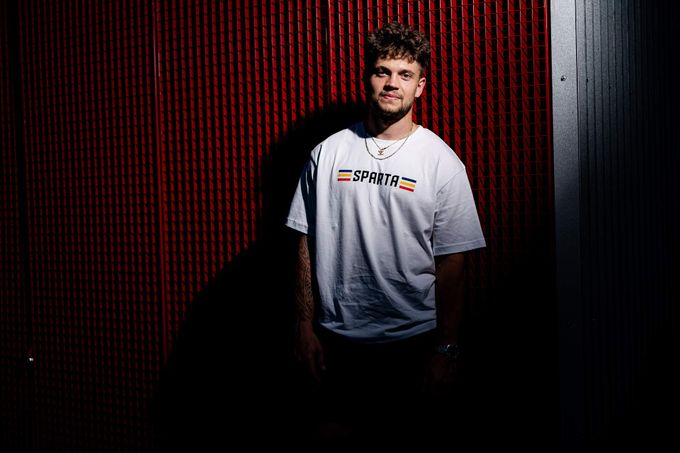 Na čtyři roky sparťanem! Blümel zabalil boj o NHL a hlásí: Rozhodla vize klubu Na čtyři roky sparťanem! Blümel zabalil boj o NHL a hlásí: Rozhodla vize klubu