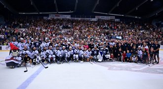 Lauko uspořádal exhibici na památku zesnulého kamaráda Buchtely: Měl jsem na krajíčku Lauko uspořádal exhibici na památku zesnulého kamaráda Buchtely: Měl jsem na krajíčku