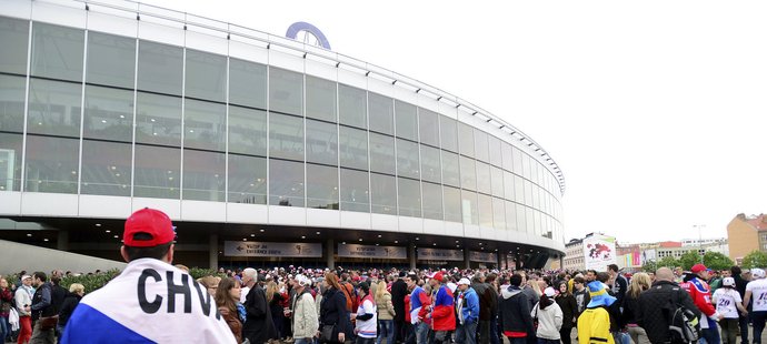 Překupníci prodávali lístky na Kanadu až za téměř deset tisíc korun