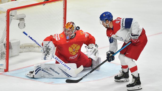 Rsuký brankář Andrej Vasilevskij předváděl po celé utkání s českým národním týmem výborný výkon.