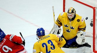 Michálkova gólová paráda ukončila dvanáctileté kralování Švédska na MS