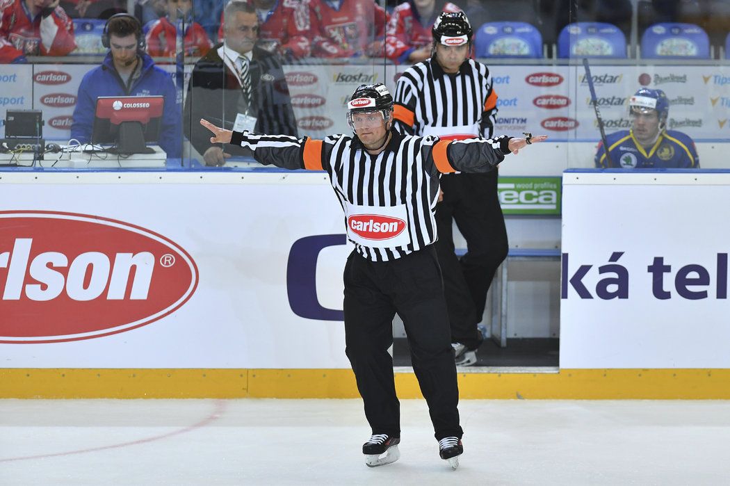 Dmitrij Jaškin v přesilové dostal kotouč za brankovou čáru, ovšem rozhodčí po vyžádané coach&#39;s challenge jeho branku po zhlédnutí videozáznamu nakonec neuznal.