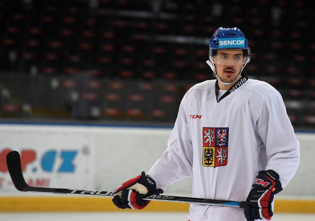 V Praze už se hlásil také útočník Matěj Stránský, kterému sezona v KHL skončila