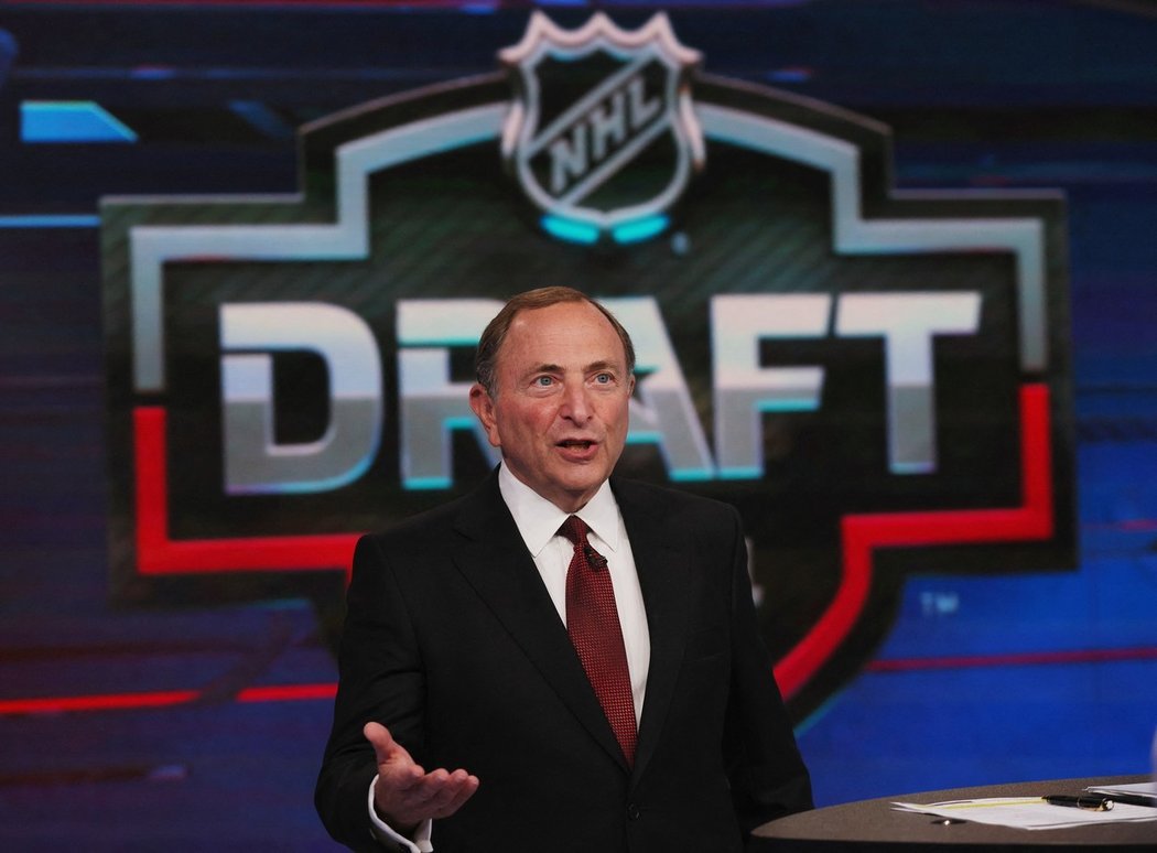 Komisař Gary Bettman svojí tiskovou konferencí rozmíchal v NHL další emoce