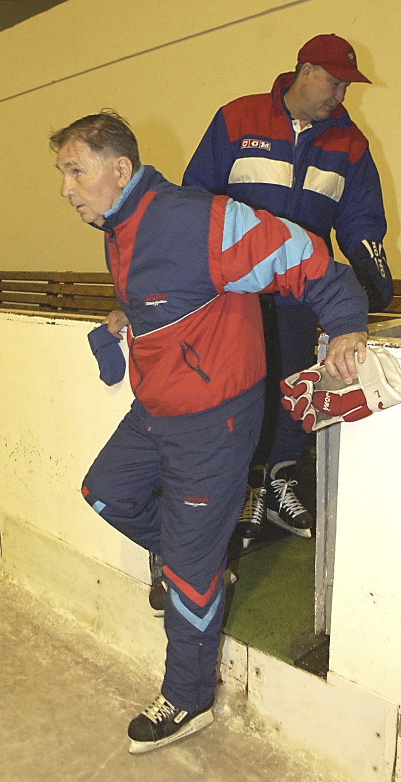 Viktor Tichonov na soustředění CSKA Moskva v roce 2002