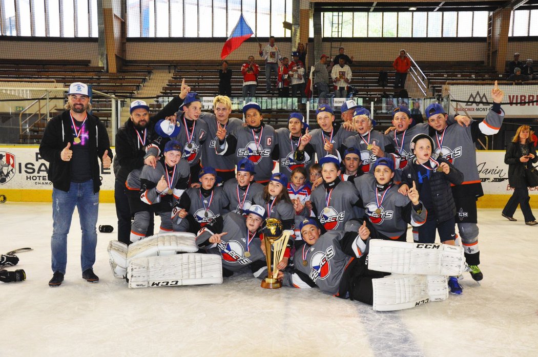 Mladí hokejisté Czech Knights