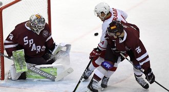 Jediné derby sezony ovládla Sparta. Slavii srazil v prodloužení Kudrna