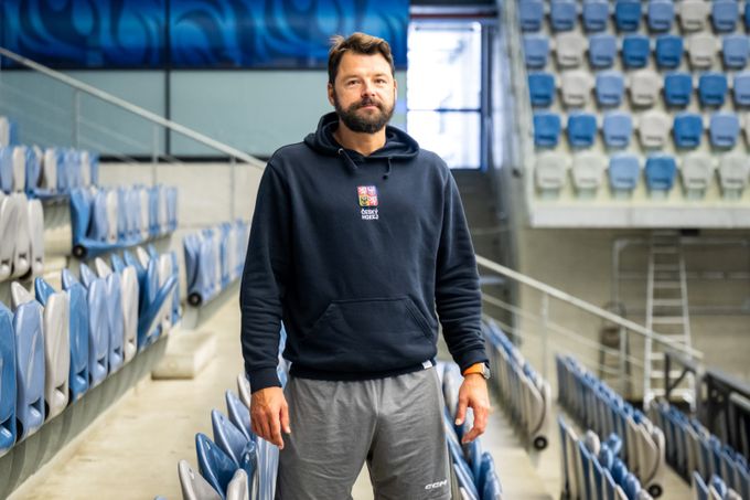 Kutlák o dvacítce i dnešních mladících: Lepší být mrtvej než druhej. Za nás to byla sekaná Kutlák o dvacítce i dnešních mladících: Lepší být mrtvej než druhej. Za nás to byla sekaná