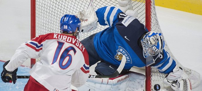 Česká hokejová dvacítka vstoupila do mistrovství světa v Montrealu výhrou nad úřadujícími šampiony Finy 2:1