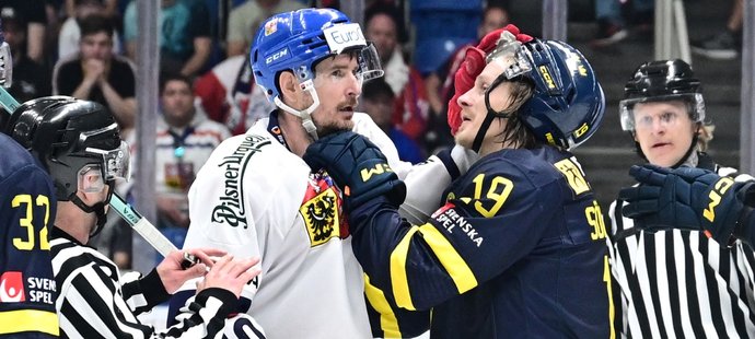 ONLINE: Česko - Švédsko 0:2. Nápor v závěru národnímu týmu nevychází