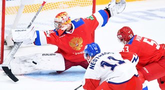 Ruské hvězdy míří do NHL. Finta se smlouvou, Sorokin chytat nemůže