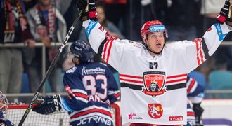 SESTŘIHY: Hradec dál vede extraligu. Liberec bez Bulíře přehrál Kometu 5:2