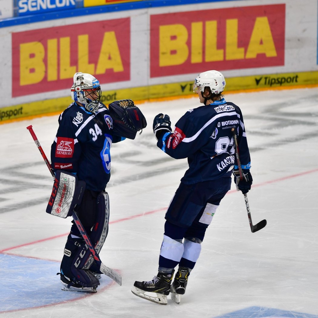 Plzeňský gólman Dominik Frodl se raduje z vítězství nad Spartou