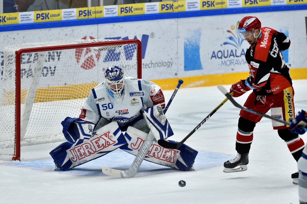 Jednička Komety Karel Vejmelka se připravuje lapit kotouč