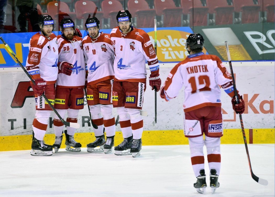 Olomoučtí hokejisté se radují ze vstřelené branky