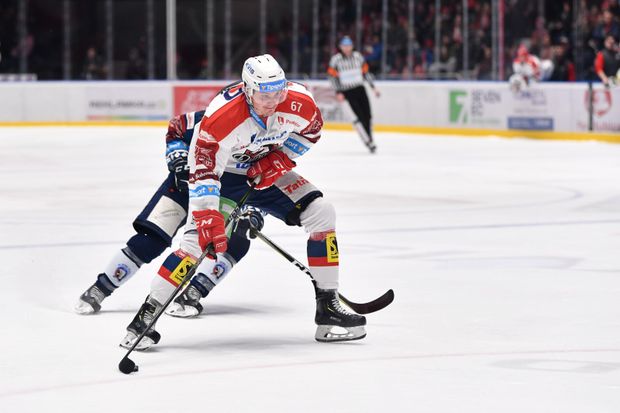 Matej Paulovič strávil konec sezony na hostování v Pardubicích, kde bude pokračovat i nadále Matej Paulovič strávil konec sezony na hostování v Pardubicích, kde bude pokračovat i nadále