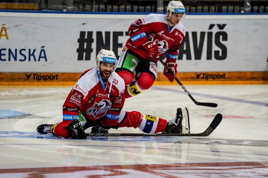 Zkušený útočník Michal Vondrka se při své premiéře v dresu Pardubice střelecky prosadil, na vítězství proti Spartě to ale nestačilo