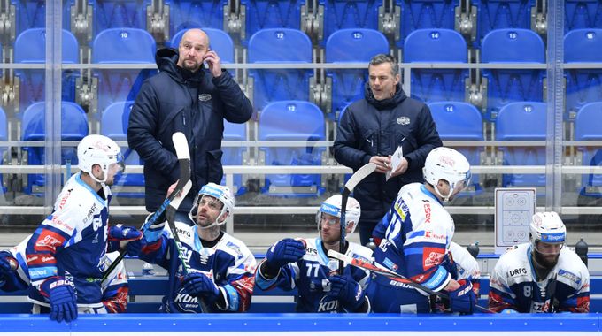 Forma v extralize: Rodinná pouta v Kometě, profesor Gulaš i špendlík Forma v extralize: Rodinná pouta v Kometě, profesor Gulaš i špendlík