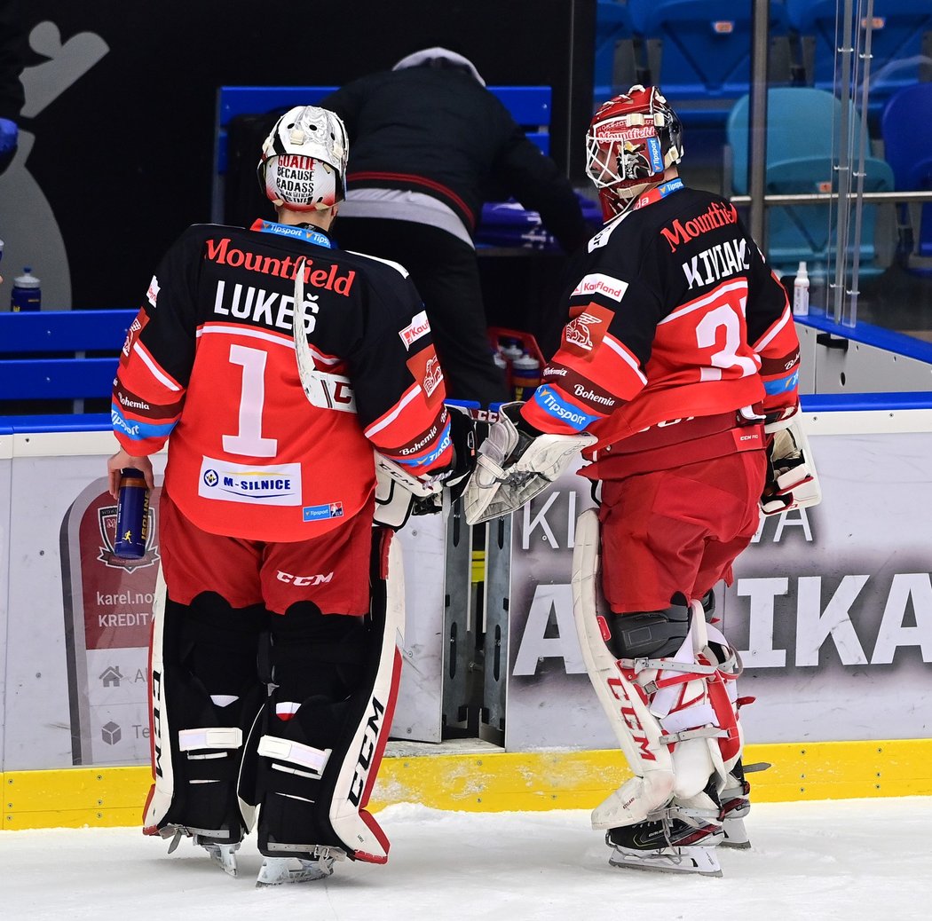 Odcházejícího hradeckého brankáře Štěpána Lukeše střídá finský parťák Henri Kiviaho