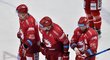 Třinečtí hokejisté smutní po porážce s Plzní