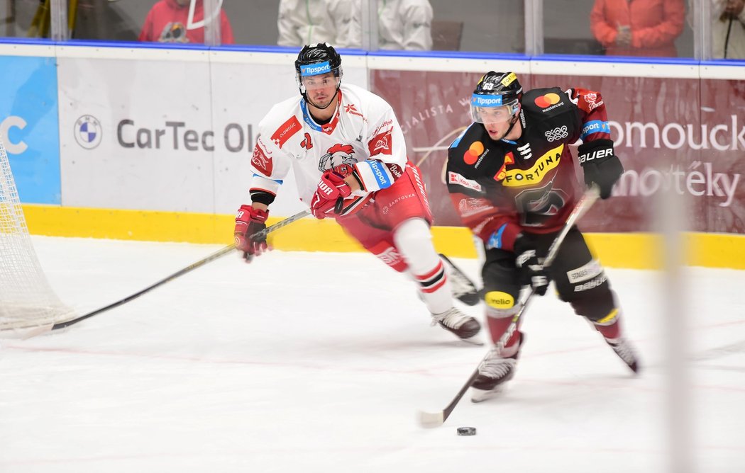 Sparťanský bek Martin Jandus v zápase proti Olomouci