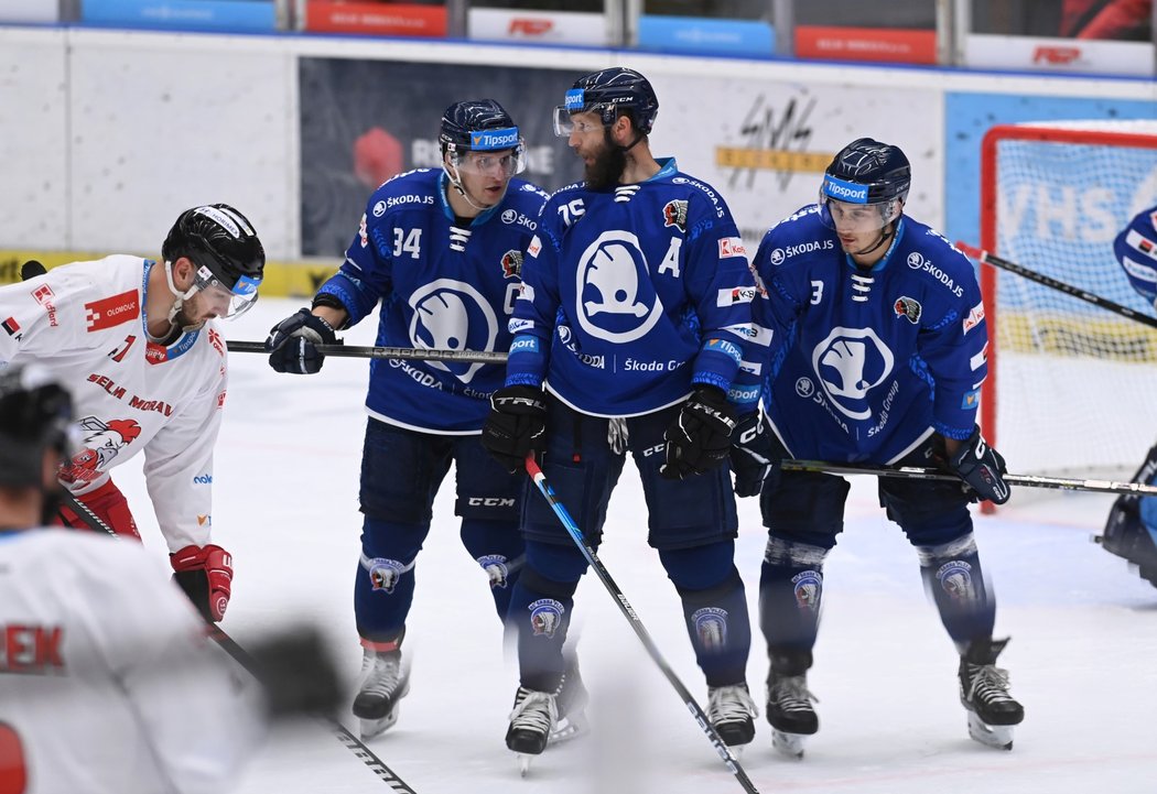 Plzeňští hokejisté musejí těžce kousat šestou prohru v řadě a pád na poslední místo