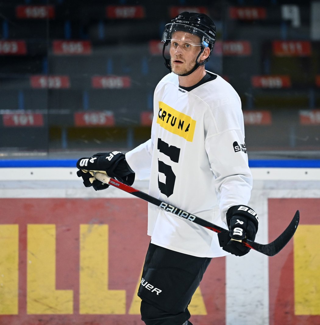 Zkušený finský útočník Jani Lajunen se již chystá na sezonu ve Spartě