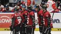 Hokejisté Sparty se radují z gólu
