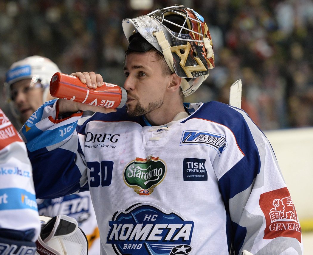 Brankář Komety Marek Langhamer