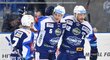 Brněnští hokejisté se radují ze vstřeleného gólu