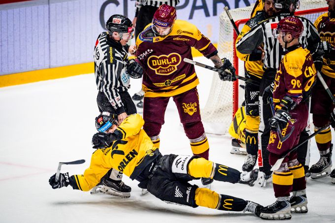 ONLINE: Jihlava - Litvínov 3:2. Hosté v závěru dramatizují duel, ztrácí už jen jeden gól ONLINE: Jihlava - Litvínov 3:2. Hosté v závěru dramatizují duel, ztrácí už jen jeden gól