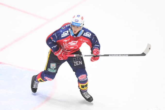 Sedlák si proti Kometě zabalil dárek. Zpátky mezi pozemšťany: Chvíli je to nezvyk Sedlák si proti Kometě zabalil dárek. Zpátky mezi pozemšťany: Chvíli je to nezvyk